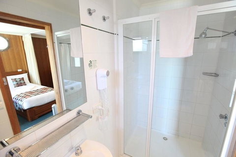 Point Lonsdale Guest House - Newcastle Accommodation 23