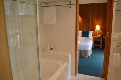 Point Lonsdale Guest House - Newcastle Accommodation 9