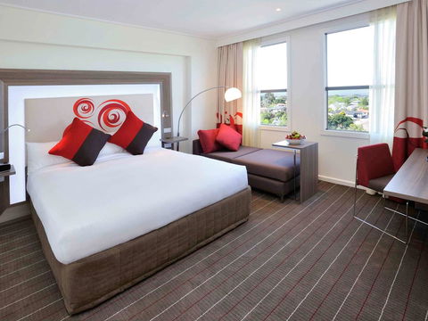 Novotel Melbourne Glen Waverley - New Castle Tourism 1