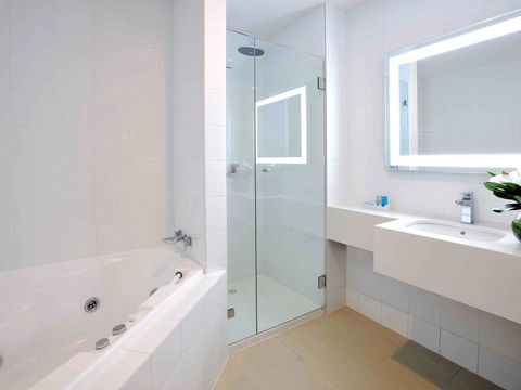 Novotel Melbourne Glen Waverley - New Castle Tourism 4