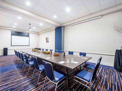 Novotel Melbourne Glen Waverley - New Castle Tourism 18