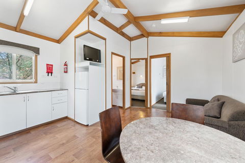 High Country Holiday Park - Newcastle Accommodation 23