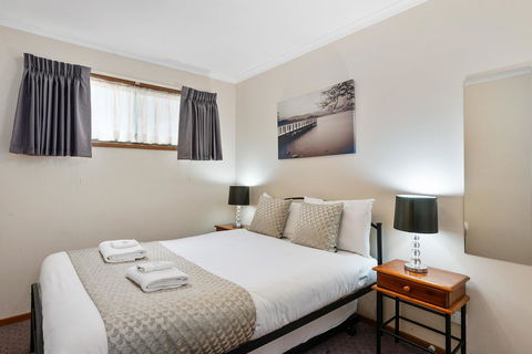 High Country Holiday Park - Newcastle Accommodation 11