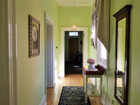 Coragulac House Cottages - New Castle Tourism 12