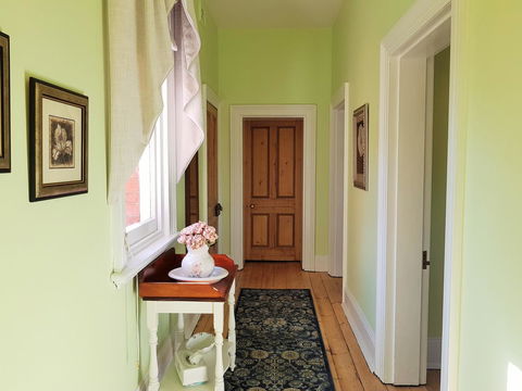 Coragulac House Cottages - New Castle Tourism 11