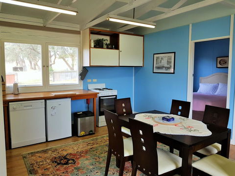 Coragulac House Cottages - New Castle Tourism 33