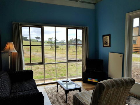 Coragulac House Cottages - New Castle Tourism 28