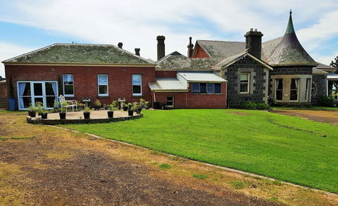Coragulac House Cottages - New Castle Tourism 2