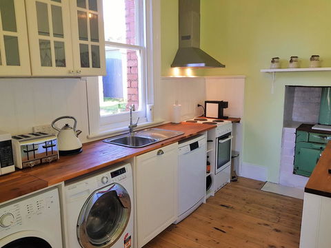 Coragulac House Cottages - New Castle Tourism 14