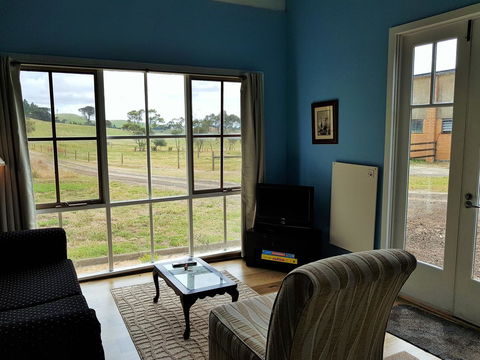 Coragulac House Cottages - New Castle Tourism 31