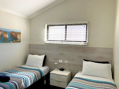 Apollo Bay Waterfront Motor Inn - Newcastle Accommodation 24
