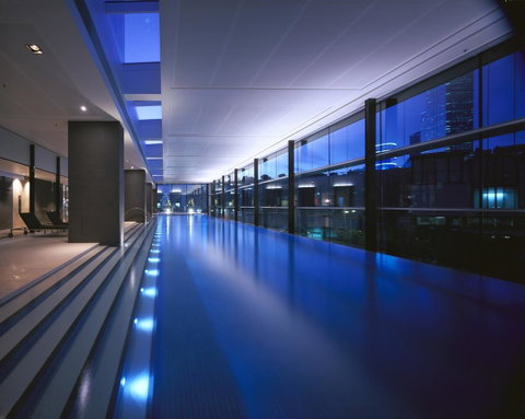 Crown Promenade Melbourne - Newcastle Accommodation 14