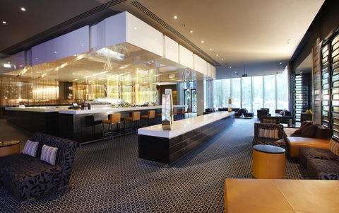 Crown Promenade Melbourne - Newcastle Accommodation 11