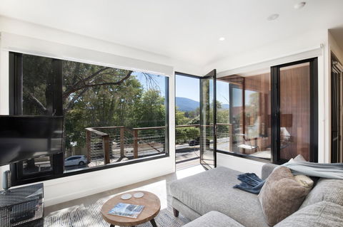 Brooklands Apartments - New Castle Tourism 0