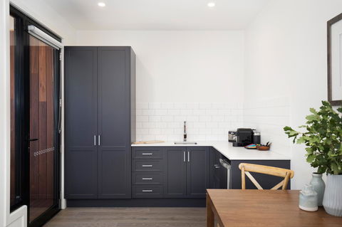 Brooklands Apartments - New Castle Tourism 3