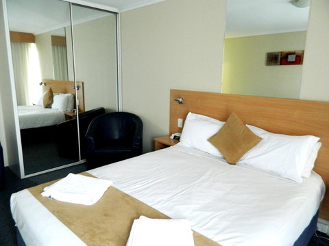 Ciloms Airport Lodge - Newcastle Accommodation 25