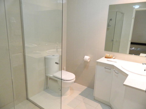 Ciloms Airport Lodge - Newcastle Accommodation 13