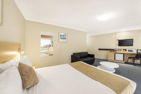 Ciloms Airport Lodge - Newcastle Accommodation 42