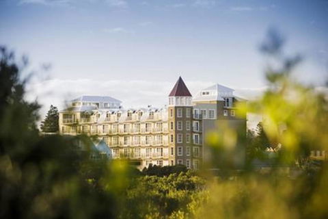 Deep Blue Hotel & Hot Springs - New Castle Tourism 0