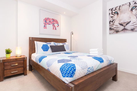 Stay Like Home - Newcastle Accommodation 6