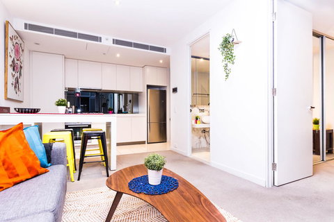 Stay Like Home - Newcastle Accommodation 15