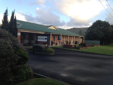 Beachcomber Motel & Apartments - Newcastle Accommodation 3