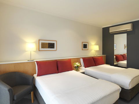 The Parkmore Hotel - New Castle Tourism 12