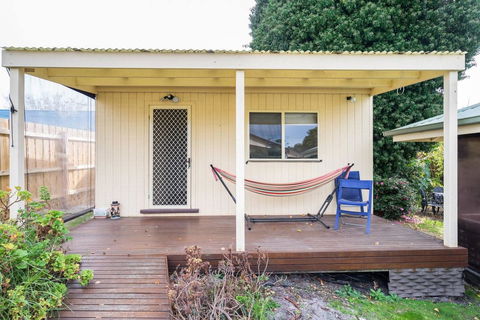 Nautique Beach House - Newcastle Accommodation 18