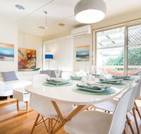 Nautique Beach House - Newcastle Accommodation