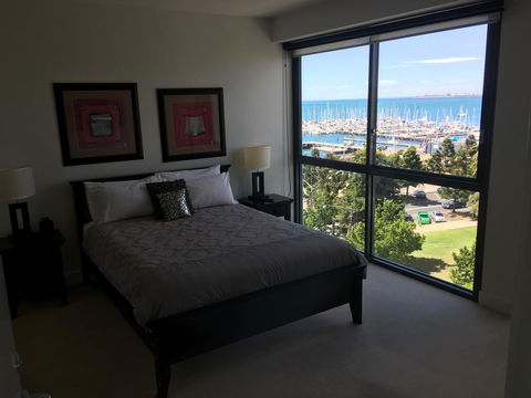 Geelong Waterfront Penthouse Apartment - Newcastle Accommodation 7