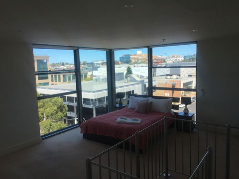 Geelong Waterfront Penthouse Apartment - Newcastle Accommodation 12