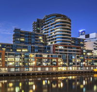 Waterfront Melbourne Apartments - New Castle Tourism