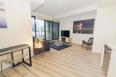 Waterfront Melbourne Apartments - New Castle Tourism 41