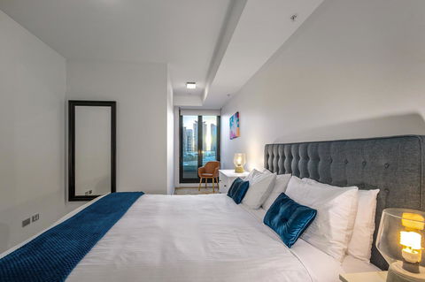 Waterfront Melbourne Apartments - New Castle Tourism 15