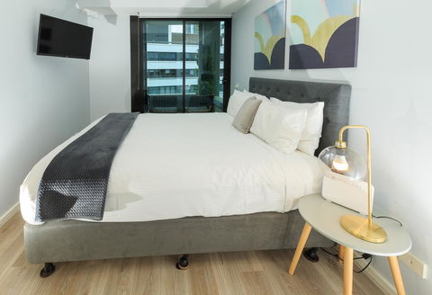 Waterfront Melbourne Apartments - New Castle Tourism 27