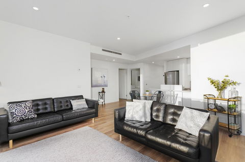 Waterfront Melbourne Apartments - New Castle Tourism 40