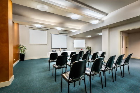 BEST WESTERN PLUS Travel Inn - Newcastle Accommodation 5