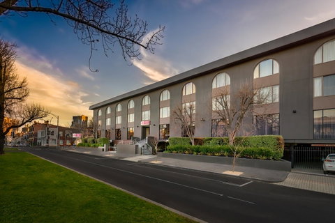 BEST WESTERN PLUS Travel Inn - Newcastle Accommodation 7