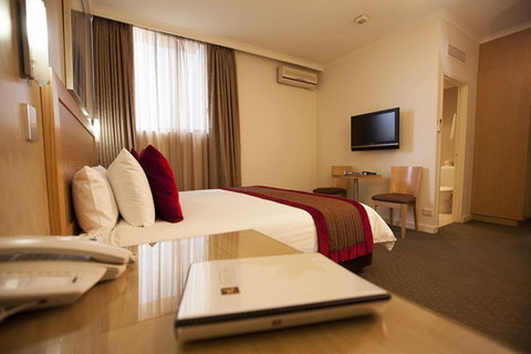 BEST WESTERN PLUS Travel Inn - Newcastle Accommodation 41