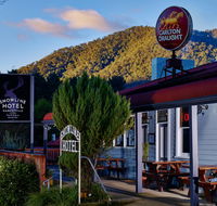 The Harrietville Snowline Hotel - New Castle Tourism