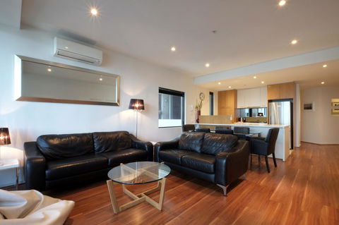 ACD Apartments - New Castle Tourism 39
