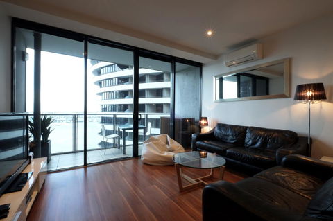 ACD Apartments - New Castle Tourism 36