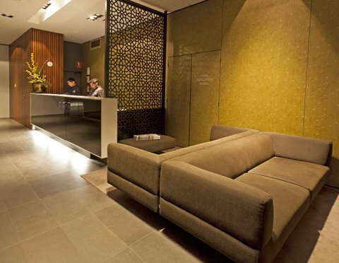 Causeway 353 Hotel - Newcastle Accommodation 13