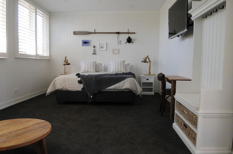 Anchor Geelong - Newcastle Accommodation 13