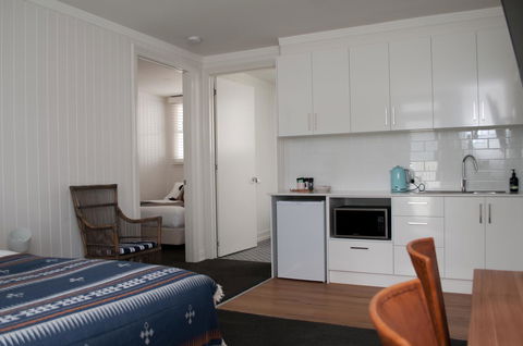 Anchor Geelong - Newcastle Accommodation 16
