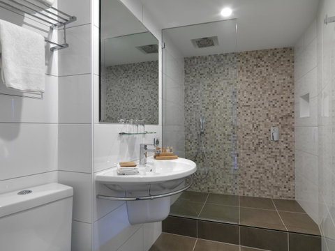 Hotel Grand Chancellor Melbourne - Newcastle Accommodation 6