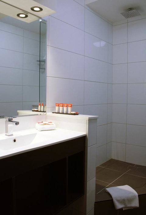 Hotel Grand Chancellor Melbourne - Newcastle Accommodation 10