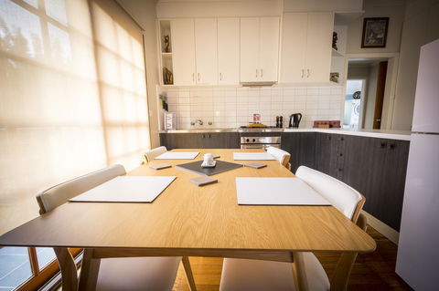 Azen Haven - Newcastle Accommodation 18