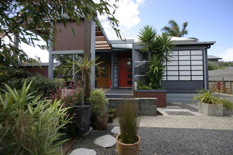 Azen Haven - Newcastle Accommodation 10