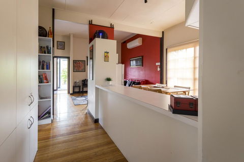 Azen Haven - Newcastle Accommodation 9